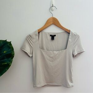 FOREVER 21 | Square Neck Short Sleeve Crop Tee Size Small